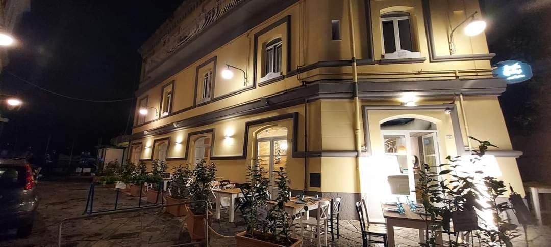 Donna Luisella B&B Nápoles Exterior foto